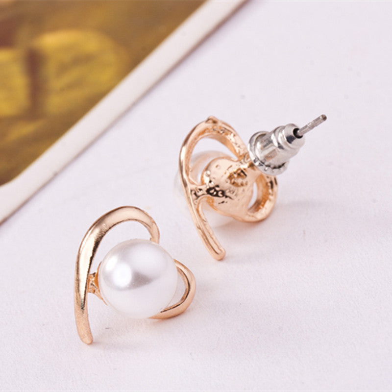 European And American Style Love Pearl Earrings