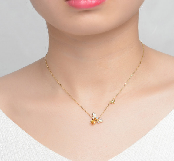 Natural citrine peridot micro-inlaid bee necklace