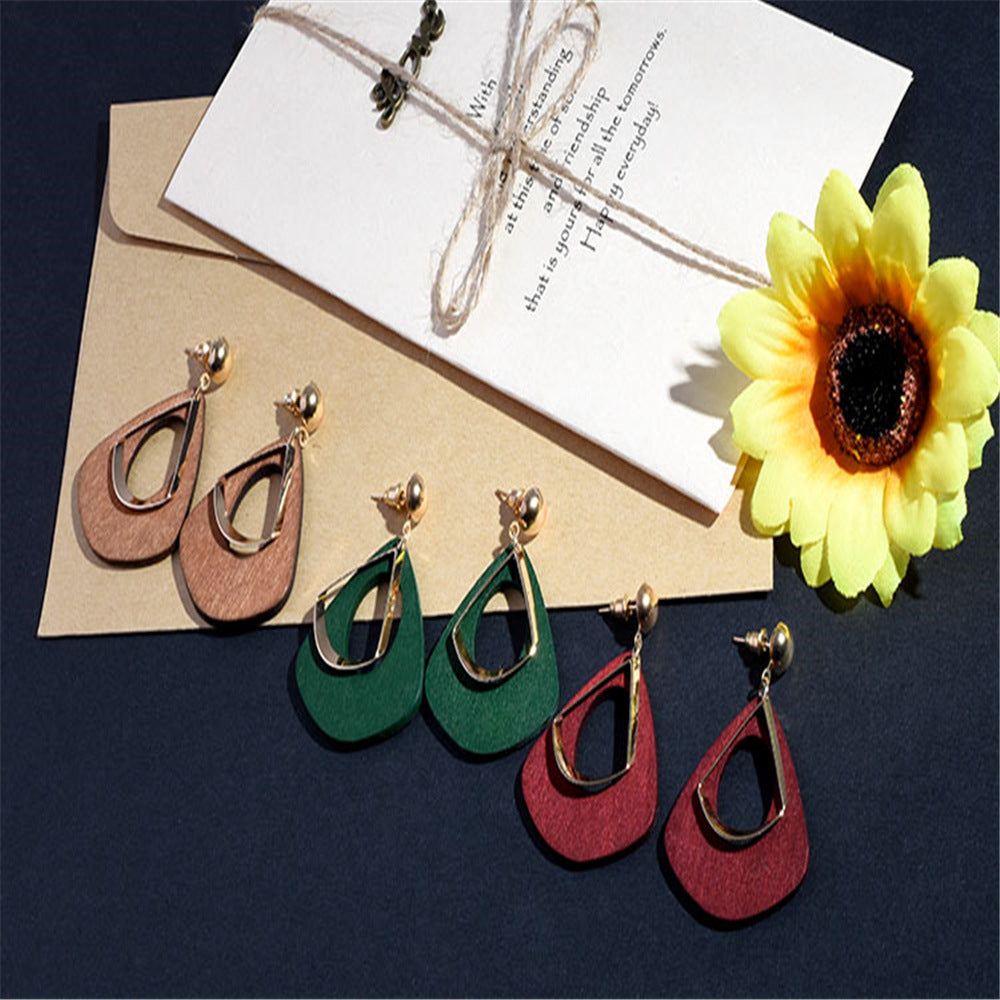 European and American retro hand made minimalist wood earrings simple geometric exaggerated earrings long wood earrings