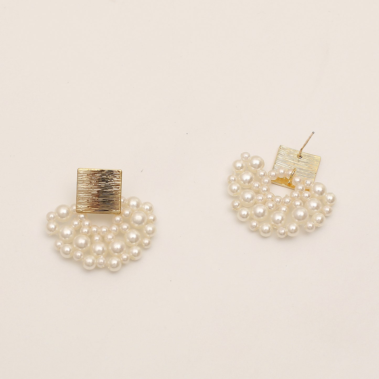 Handmade Pearl Woven Scalloped Pearl Stud Earrings